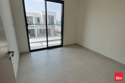 Villa til leje i Dubai, UAE 3 soveværelser, 144.8 kvm № 692877 - foto 5