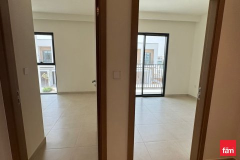 Villa til leje i Dubai, UAE 3 soveværelser, 144.8 kvm № 692877 - foto 3