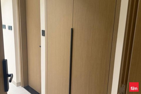 Apartmen di Dubai, UAE 1 bilik tidur, 78.6 meter persegi № 728000 - foto 8