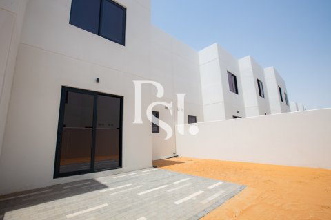 Villetta a schiera in vendita a Yas Island, Abu Dhabi, EAU 2 camere da letto, 124 mq. № 716181 - foto 2