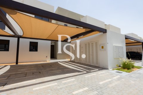 Villetta a schiera in vendita a Yas Island, Abu Dhabi, EAU 2 camere da letto, 124 mq. № 716181 - foto 3