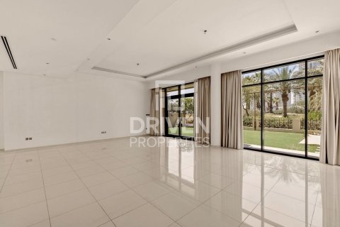 Villa te huur in DAMAC Hills (Akoya by DAMAC), Dubai, VAE 5 slaapkamers, 660.08 vr.m., nr 768435 - foto 8