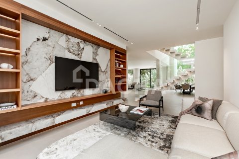 Villa à vendre à Jumeirah Islands, Dubai, EAU 5 chambres, 571 m2 № 755059 - photo 13