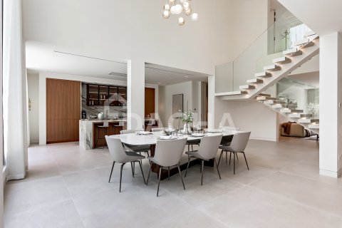 Villa à vendre à Jumeirah Islands, Dubai, EAU 5 chambres, 571 m2 № 755059 - photo 6