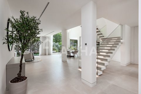 Villa à vendre à Jumeirah Islands, Dubai, EAU 5 chambres, 571 m2 № 755059 - photo 17