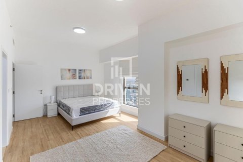 Apartament de închiriat în Jumeirah Beach Residence, Dubai, EAU 4 dormitoare, 263 mp.  №684098 - poză 5