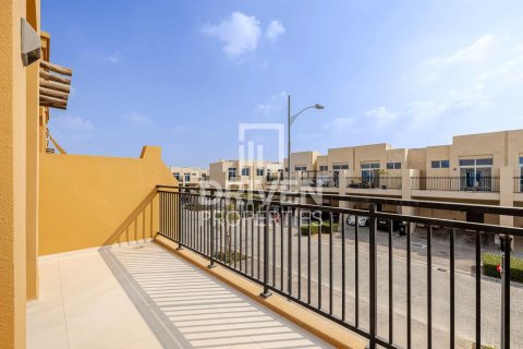 Townhouse in DAMAC Hills (Akoya by DAMAC), Dubai, UAE 3 bedrooms, 217 sq.m. № 684080 - photo 2