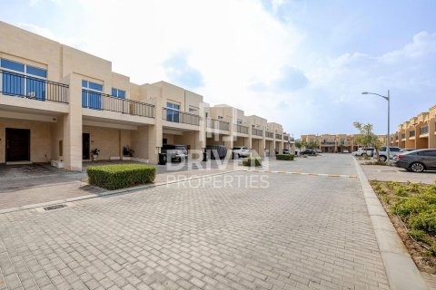 Townhouse in DAMAC Hills (Akoya by DAMAC), Dubai, UAE 3 bedrooms, 217 sq.m. № 684080 - photo 18