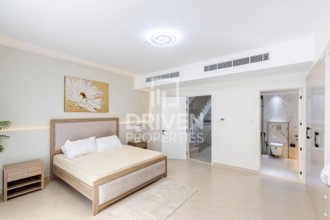 Вилла Джумейра Вилладж Серкл, Дубай, БАӘ-да 4 жатын бөлмелер, 201 м² № 683733 - фото 12