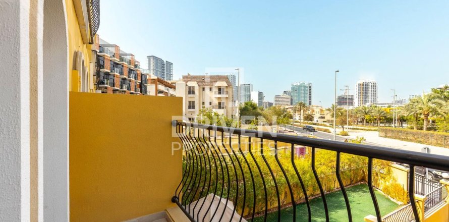 Вилла Джумейра Вилладж Серкл, Дубай, БАӘ-да 4 жатын бөлмелер, 201 м² № 683733