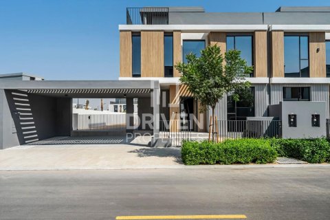 Arabian Ranches 3、Dubai、UAEにあるヴィラ 5ベッドルーム、418 m2 No655136