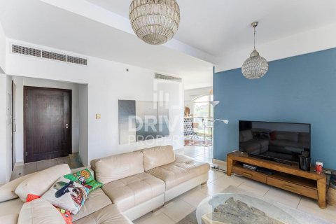 The Views、Dubai、UAE にあるマンションの賃貸物件 2ベッドルーム、127 m2、No655135 - 写真 2