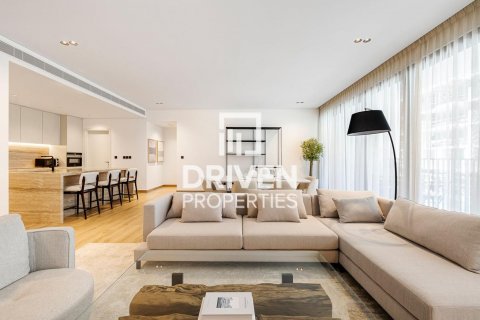 Apartment in City Walk, Dubai, UAE 1 bedroom, 138 sq.m. № 602157 - photo 4