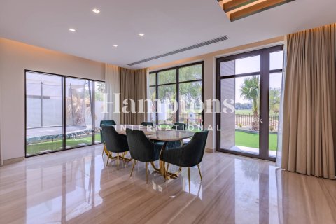 Villa sa DAMAC Hills (Akoya by DAMAC), Dubai, UAE 5 silid-tulugan, 575.99860000 sq.m. № 651538 - larawan 17