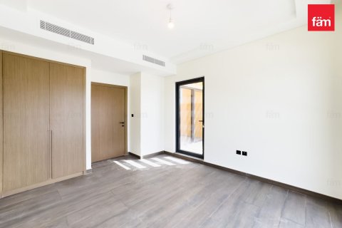 Вилла Дубай, БАӘ-да 4 жатын бөлмелер, 144 м² № 701428 - фото 12