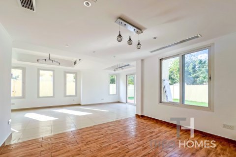 Řadový dům v The Springs, Dubai, SAE 3 ložnice, 209 m² Č.: 586637 - fotografie 2