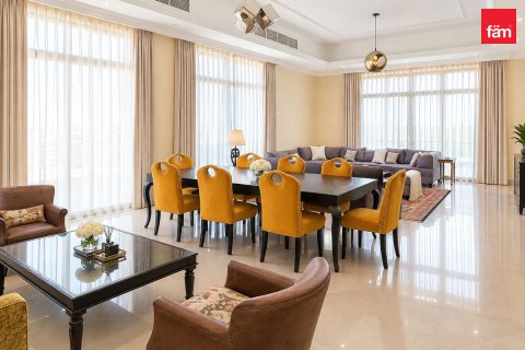 Vila v Dubai, SAE 5 ložnice, 561 m² Č.: 766012 - fotografie 2