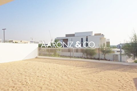 Villa itt: Al Furjan, Dubai, EAE, 4 hálószoba, 384.2 m², azonosító: 670657 - fénykép 17
