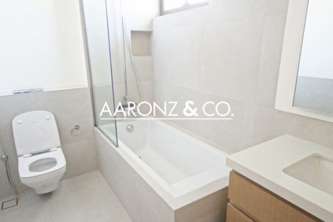 Villa itt: Al Furjan, Dubai, EAE, 4 hálószoba, 384.2 m², azonosító: 670657 - fénykép 9