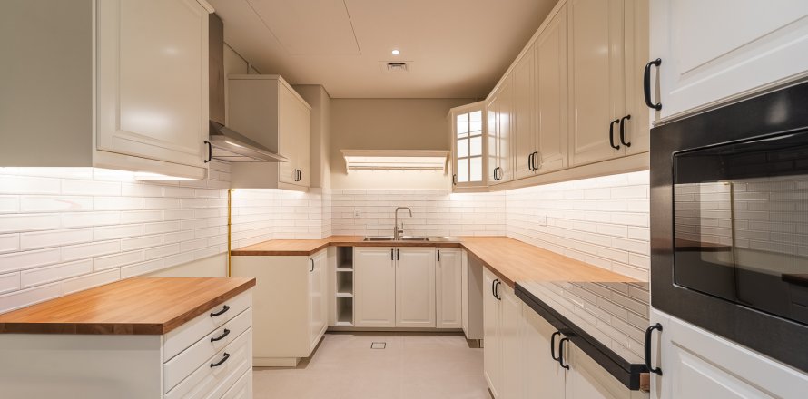 Apartment sa Wadi Al Safa 2, Dubai, UAE 2 silid-tulugan, 131 sq.m. № 696090