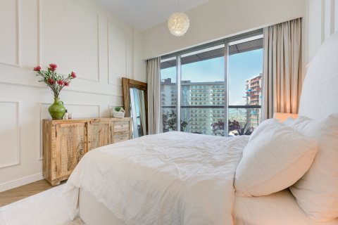 Apartament na sprzedaż w Dubai, ZEA 2 sypialnie, 105 mkw., nr 696091 - zdjęcie 7