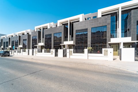 Villa te koop in Jumeirah Village Circle, Dubai, VAE 4 slaapkamers, 294 vr.m., nr 696088 - foto 8