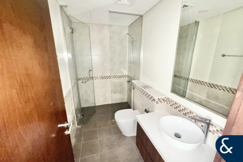Apartemen di VERA RESIDENCES di Business Bay, Dubai, UEA 2 kamar tidur, 83 m2 nomor 698396 - foto 10