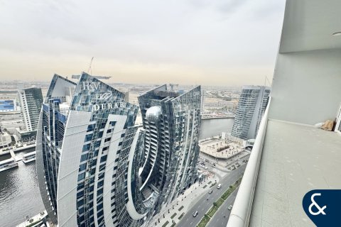 Διαμέρισμα σε VERA RESIDENCES σε Business Bay, Dubai, ΗΑΕ 2 υπνοδωμάτια, 83 τ.μ. Αρ. 698396