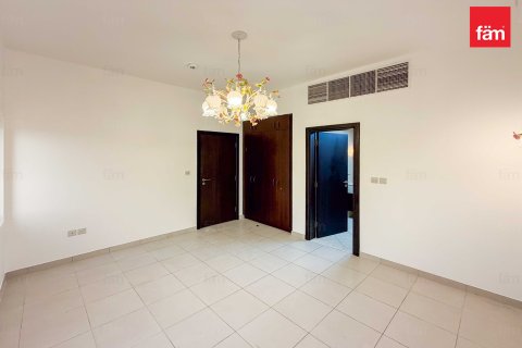 Villa in Dubai, UAE 5 bedrooms, 566.7 sq.m. № 645719 - photo 24