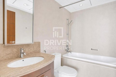 Apartment in Downtown Dubai (Downtown Burj Dubai), Dubai, UAE 1 bedroom, 77.02 sq.m. № 762707 - photo 8