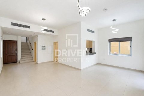 Villa in affitto a Dubai Land, Dubai, EAU 3 camere da letto, 324.97 mq. № 762712 - foto 10