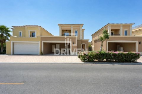 Villa til leje i Dubai Land, Dubai, UAE 3 soveværelser, 324.97 kvm № 762712 - foto 3