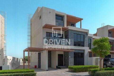 Stadthaus zur Miete in DAMAC Hills (Akoya by DAMAC), Dubai, VAE 6 Schlafzimmer, 291.07 m2 Nr. 746445 - Foto 3