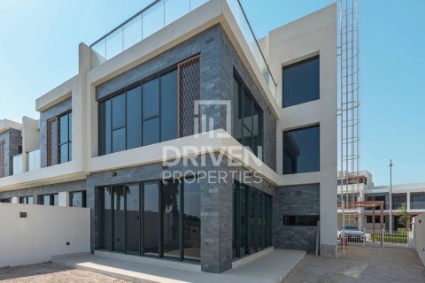 Stadthaus zur Miete in DAMAC Hills (Akoya by DAMAC), Dubai, VAE 6 Schlafzimmer, 291.07 m2 Nr. 746445 - Foto 2