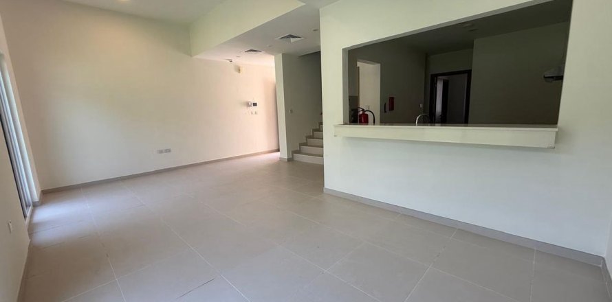 Villa in Dubai, UAE 3 bedrooms, 166.9 sq.m. № 703914