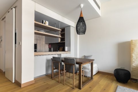 Пәтер Дубай, БАӘ-да 1 жатын бөлме, 73.25 м² № 693802 - фото 4