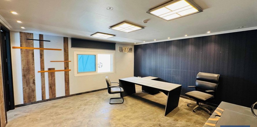 Al Quoz, Dubai, संयुक्त अरब अमीरात में गोदाम, 557 वर्ग मीटर, संख्या 704698