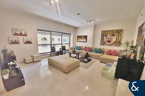 Διαμέρισμα σε Jumeirah Beach Residence, Dubai, ΗΑΕ 3 υπνοδωμάτια, 181 τ.μ. Αρ. 666225 - φωτογραφία 1