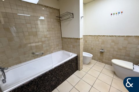 Apartment til salg i Jumeirah Beach Residence, Dubai, UAE 3 soveværelser, 175 kvm № 666226 - foto 10