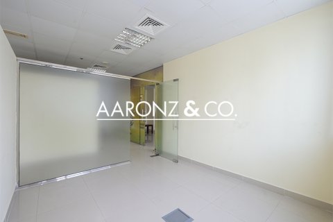 Biuro do wynajęcia w Business Bay, Dubai, ZEA 87 mkw., nr 685639 - zdjęcie 11
