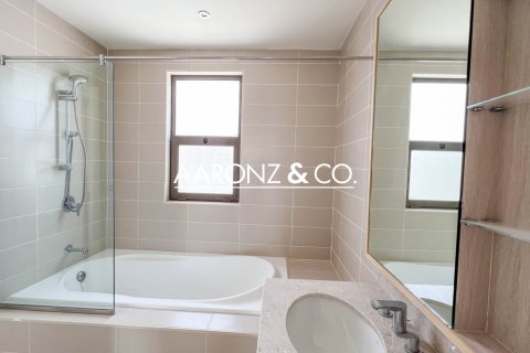 Townhouse sa Reem, Dubai, UAE 4 silid-tulugan, 343 sq.m. № 685640 - larawan 16