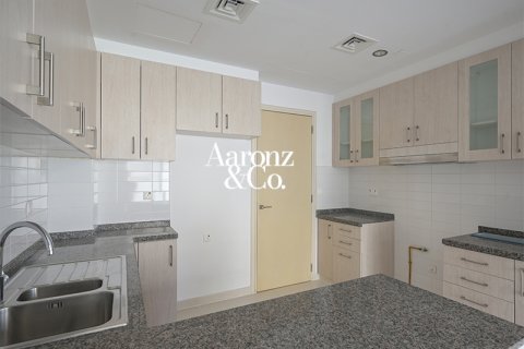 Casa urbana para arrendamento em Reem, Dubai, EAU 4 quartos, 343 m2 № 685640 - foto 17