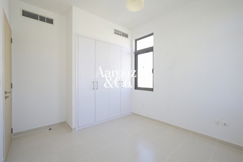 Casa urbana para arrendamento em Reem, Dubai, EAU 4 quartos, 343 m2 № 685640 - foto 9