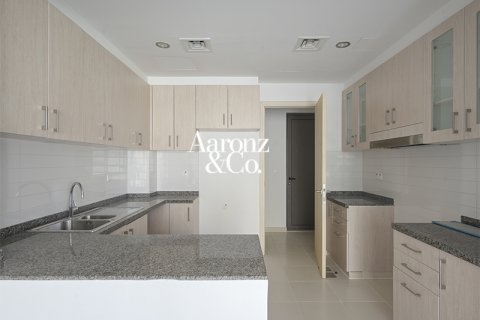 Casa urbana para arrendamento em Reem, Dubai, EAU 4 quartos, 343 m2 № 685640 - foto 16