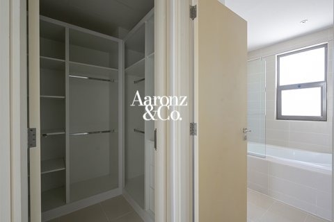 Casa urbana para arrendamento em Reem, Dubai, EAU 4 quartos, 343 m2 № 685640 - foto 15