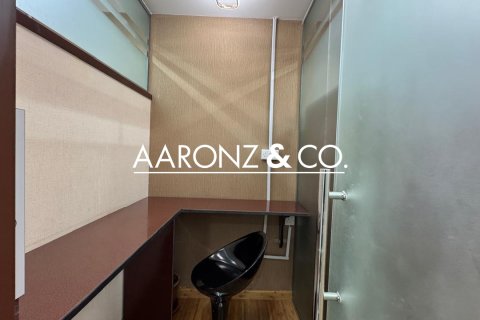 Oficiu de închiriat în Business Bay, Dubai, EAU 89 mp.  №685635 - poză 10