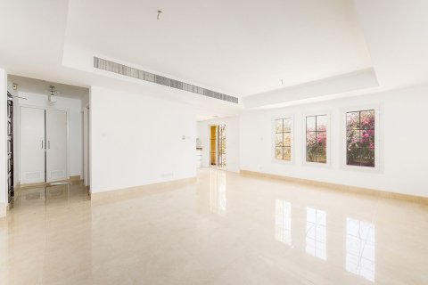 Villa à louer à The Springs, Dubai, EAU 3 chambres, 212.76 m2 № 759820 - photo 3