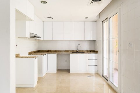 Villa à louer à The Springs, Dubai, EAU 3 chambres, 212.76 m2 № 759820 - photo 4