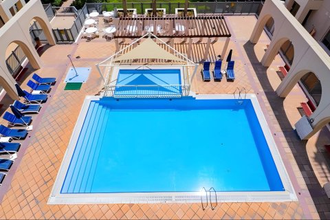 Lägenhet till försäljning i The Views, Dubai, UAE 2 sovrum, 121.89 kvm Nr. 759792 - fotografi 13