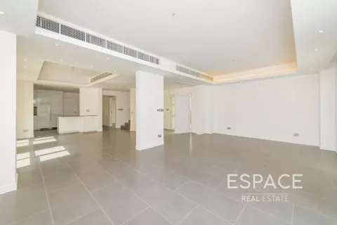 Villa en alquiler en Meadows, Dubai, EAU 3 dormitorios, 542 m2 № 650092 - foto 8